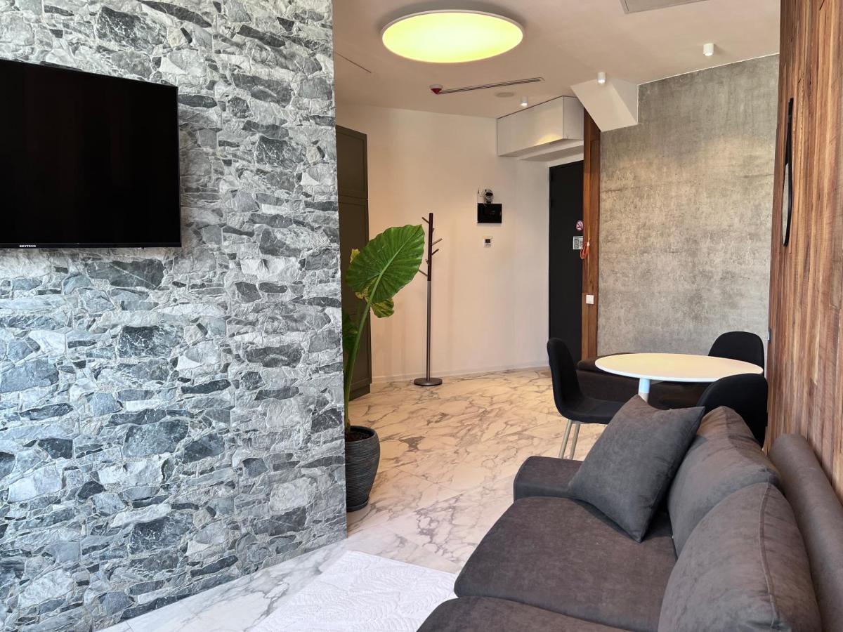 Apartment In Axis Towers, Tbilisi Business Center ภายนอก รูปภาพ